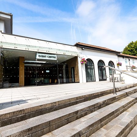 Crowne Plaza Gerrards Cross By Ihg Hotel Beaconsfield Buitenkant foto