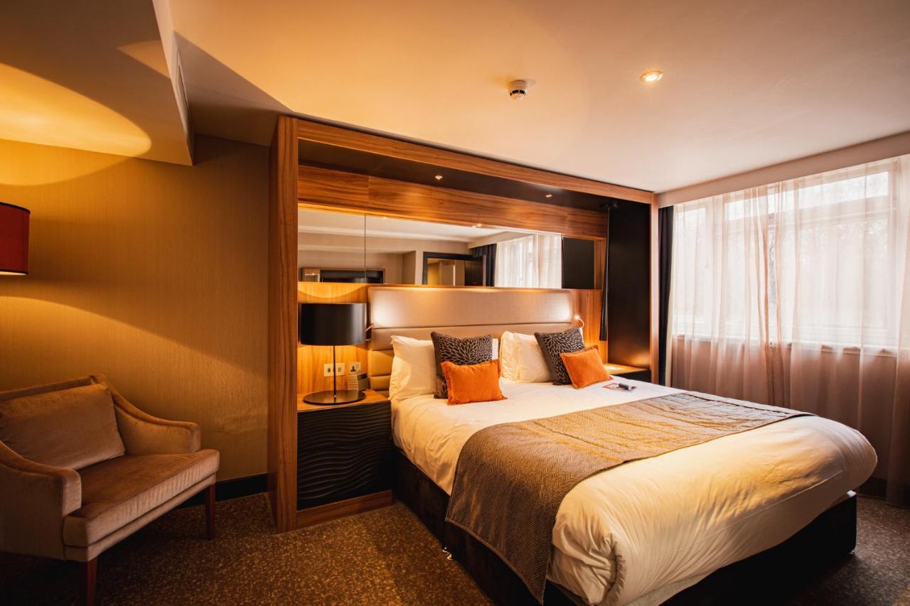Crowne Plaza Gerrards Cross By Ihg Hotel Beaconsfield Buitenkant foto
