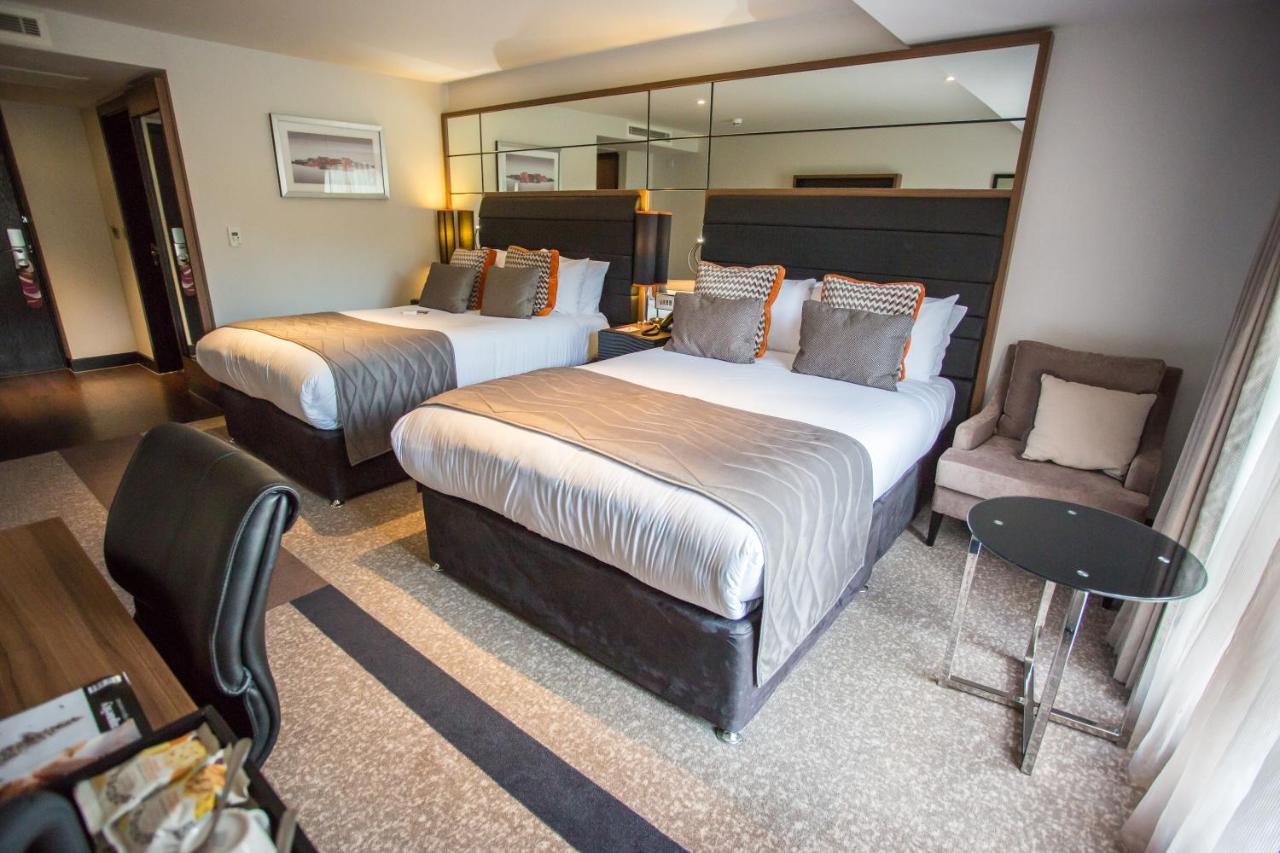 Crowne Plaza Gerrards Cross By Ihg Hotel Beaconsfield Buitenkant foto