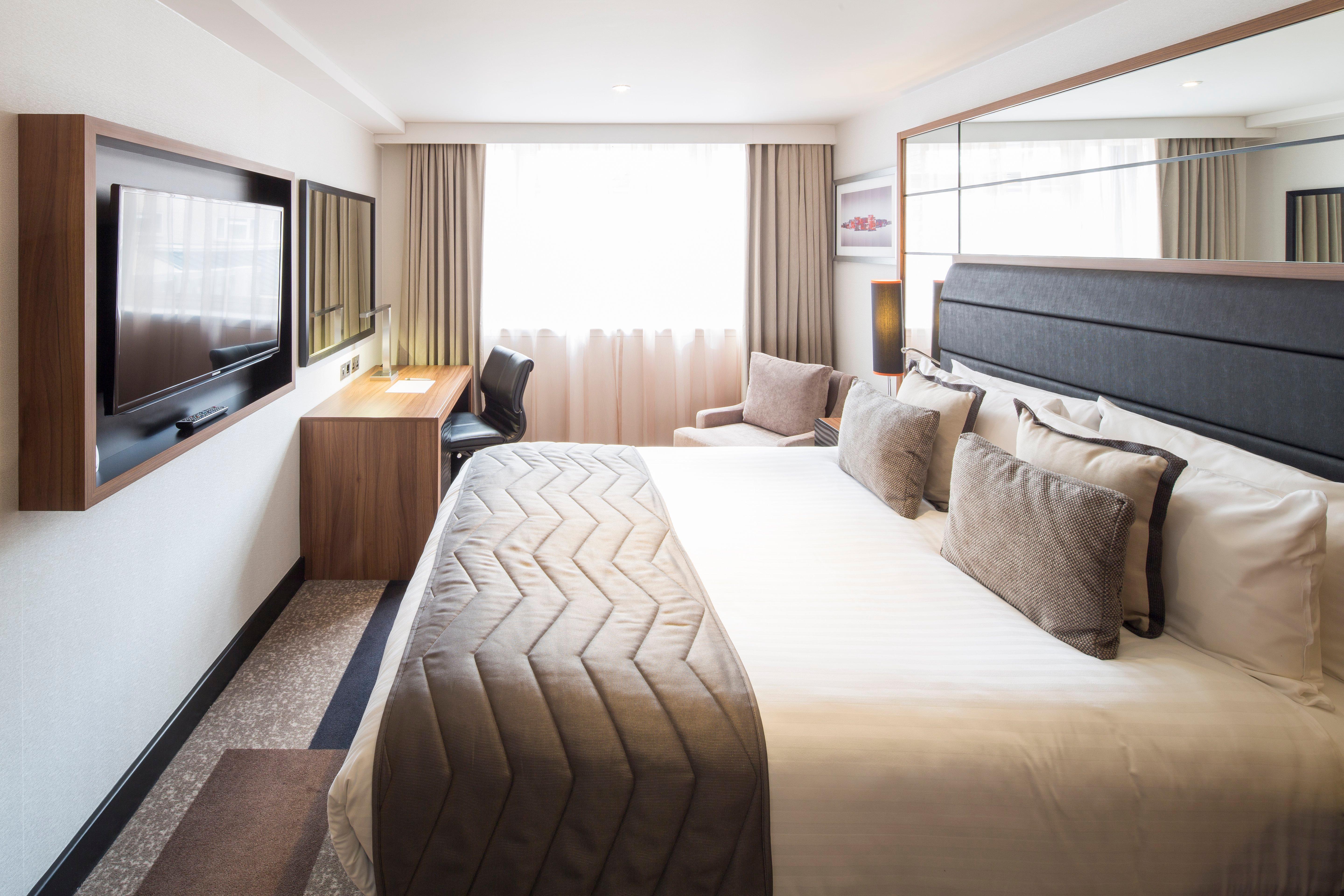 Crowne Plaza Gerrards Cross By Ihg Hotel Beaconsfield Buitenkant foto