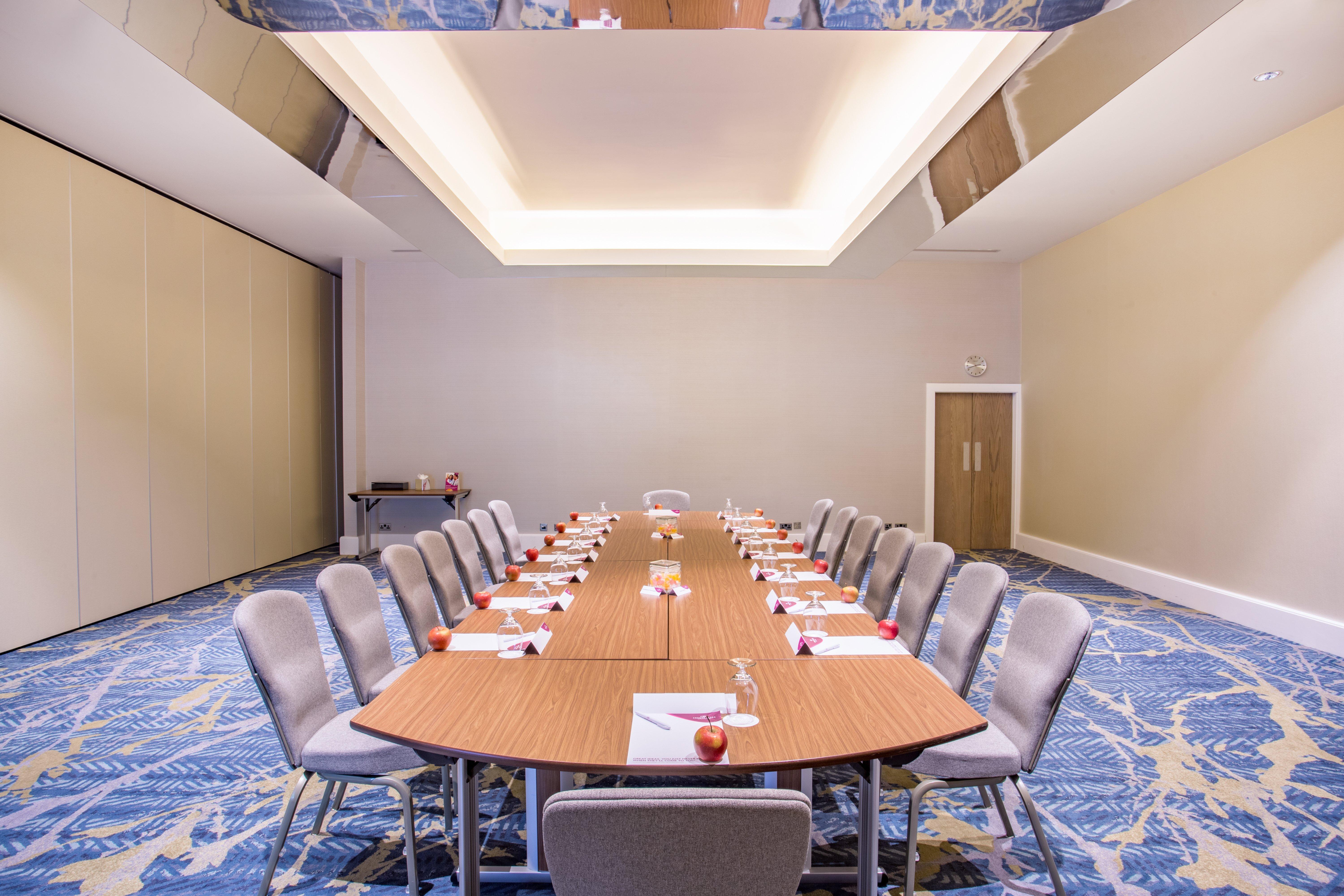 Crowne Plaza Gerrards Cross By Ihg Hotel Beaconsfield Buitenkant foto