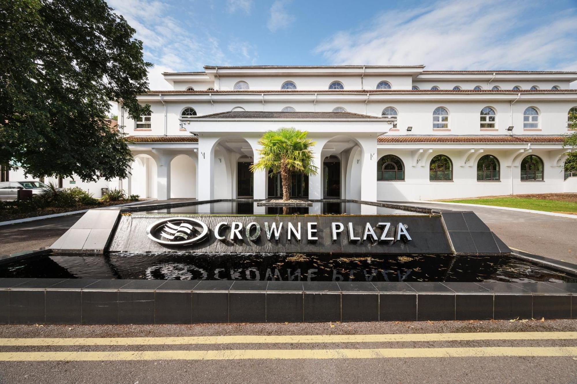 Crowne Plaza Gerrards Cross By Ihg Hotel Beaconsfield Buitenkant foto