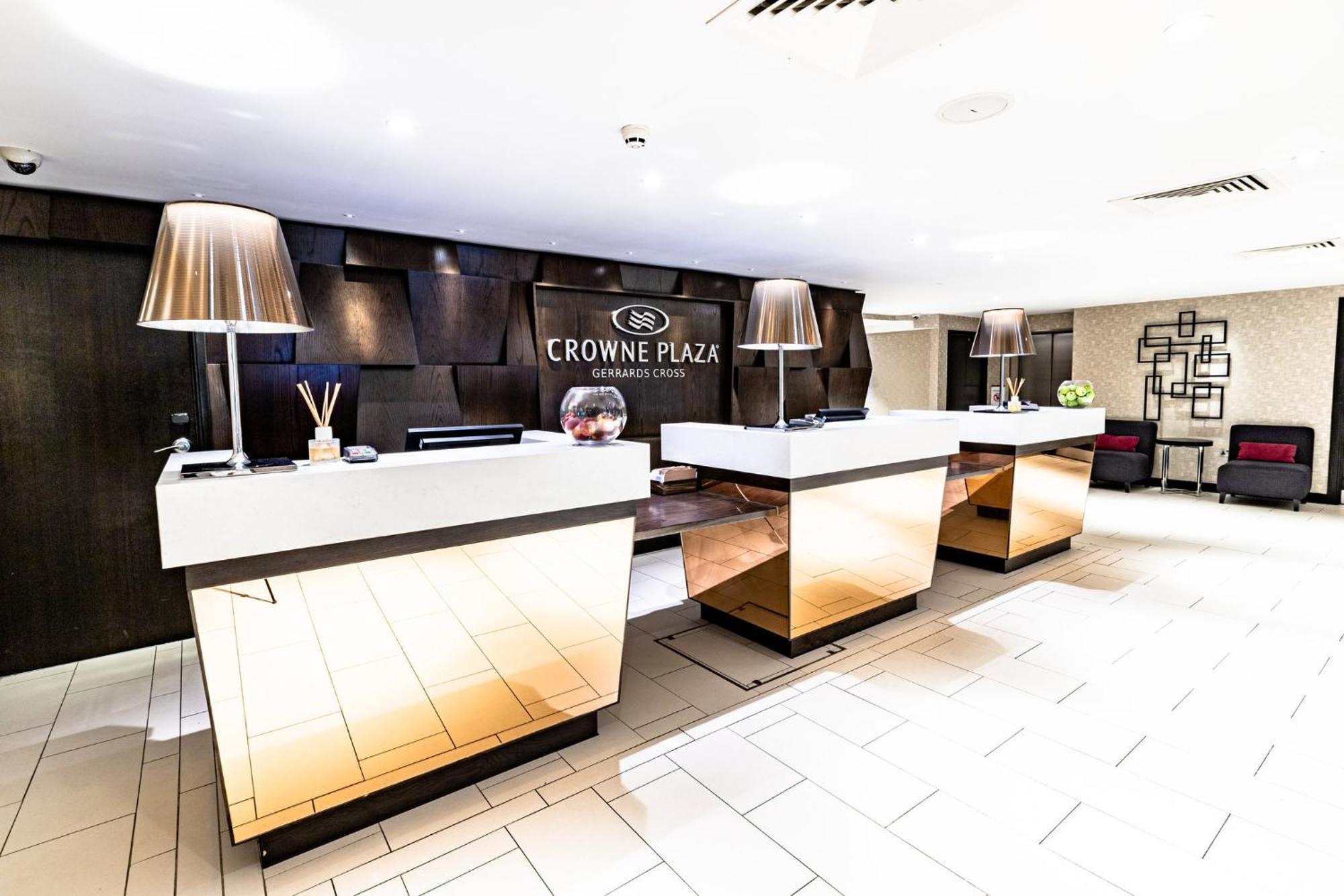 Crowne Plaza Gerrards Cross By Ihg Hotel Beaconsfield Buitenkant foto